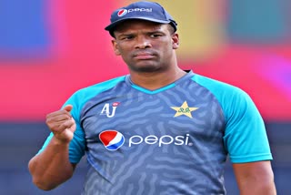 Vernon Philander  South African cricketer  पूर्व आलराउंडर वर्नन फिलेंडर  दक्षिण अफ्रीका क्रिकेट टीम  Former All-rounder Vernon Philander  South Africa Cricket Team  Indian Cricket Team  Sports News  India South Africa Test Series  भारतीय क्रिकेट टीम  खेल समाचार  भारत साउथ अफ्रीका टेस्ट सीरीज