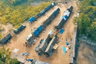 antique dry fish market closed due to sunday curfew  dry fish market  dry fish market closed due to sunday curfew in mayiladuthurai  Sunday Curfew  பழமை வாந்த கருவாட்டு சந்தை  முழு ஊரடங்கு  முழு ஊரடங்கால் வெறிச்சோடி காணப்பட்ட பழமை வாந்த கருவாட்டு சந்தை  கருவாட்டு சந்தை  மயிலாடுதுறை கருவாட்டு சந்தை