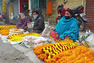 flower-sellers-get-panic-over-lockdown-fear-amid-covid-surge-in-bengal