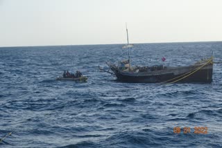 Pak boat with 10 crew members apprehended off Gujarat coast