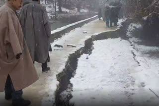 Road Crack in Shahpura Ganderbal