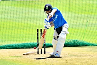virat Kohli  Sports News  विराट कोहली  खेल समाचार  भारत-साउथ अफ्रीका टेस्ट  कप्तान विराट कोहली  कोहली की चोट  कोहली हुए फिट  गेंदबाज मोहम्मद सिराज  India-South Africa Test  Captain Virat Kohli  Kohli injury  Kohli became fit  bowler Mohammad Siraj