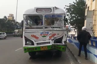 bus accident in second hooghly bridge