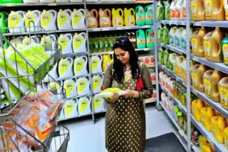 Edible oil prices decline