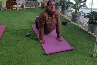 Chief Minister Shivraj Singh did Surya Namaskar at his residence on Swami Vivekananda Jayanti 2022