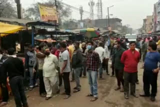 Campaign Against Polythene In Dhanbad Shopkeepers protest in Jharia against campaign