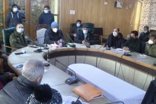 arrangements-for-r-day-celebrations-discussed-at-pulwama