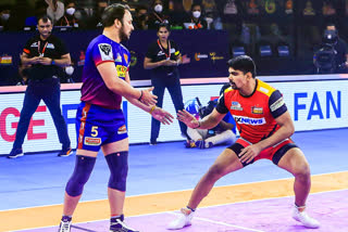 Bengaluru Bulls thrashes Dabang Delhi 61-22