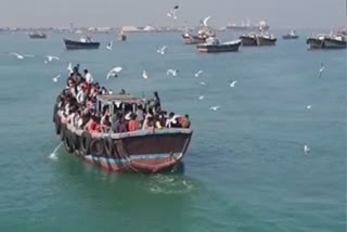 Okha Bat Dwarka Boat Ferry: બેટ દ્વારકા અને ઓખા વચ્ચે ચાલતી ફેરી બોટ સર્વિસ બે દિવસથી બંધ