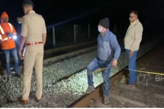 Unidentified person puts cement pillar on railway track to overturn train in Valsad, no harm