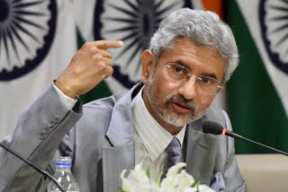 Jaishankar holds talks with Lankan ministe