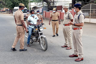 வெறிச்சோடிய விழுப்புரம் மாவட்டம்