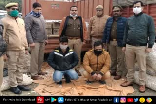 चुनाव से पहले नोएडा पुलिस ने पकड़ी भारी मात्रा में अवैध शराब..