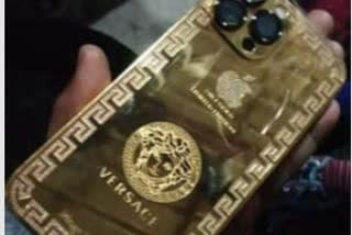 gold made and diamond studded iPhone viral Sahibganj police reached thief house seeing Whatsapp status