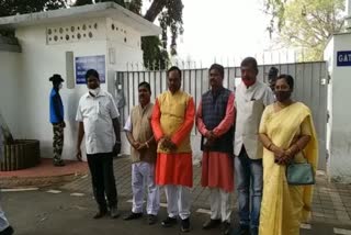 bjp delegation met governor over sand smuggling issue in the state