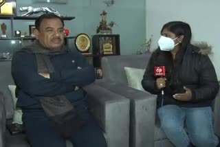 harak singh rawat with etv bharat reporter