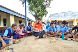 renukacharya-gave-awareness-about-corona-to-childrens-in-davanagere