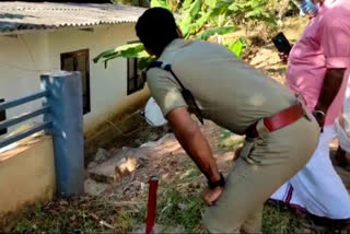 CPI s flagpole cut down in Anchal  kollam local news  അഞ്ചലില്‍ സിപിഐയുടെ കൊടിമരം മുറിച്ചു  സിപിഐ കൊല്ലം  CPI kollam