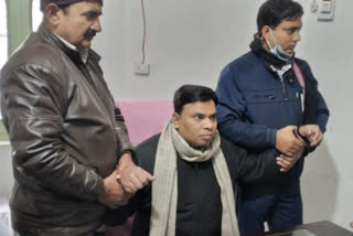 executive officer vijay kumar arrested for taking bribe in sheikhpura
