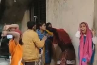 Mother Daughter beaten with iron rod and hammer over a petty dispute, Mirzapur uttar pradesh crime story