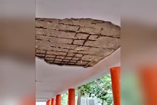 students-injured-by-school-roof-collapse-in-vijayapura