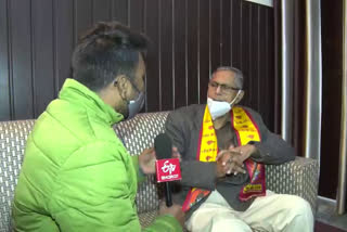 Congress observer Mohan Prakash reached Dehradun
