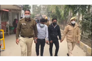 two students arrested for robbing as fake policemen in delhi