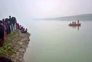 boat drowned in gandak river