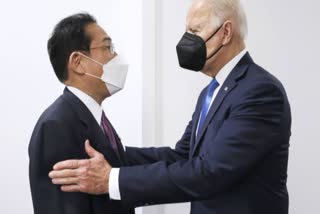 joe biden and fumio kishida