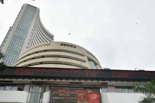 Sensex Tanks  Nifty Trades Below  Indian economy  ഇന്ത്യന്‍ ഓഹരിവിപണി  സെന്‍സെക്‌സ് സൂചിക  നിഫ്റ്റി സൂചിക  ആഗോള ഓഹരി വിപണി