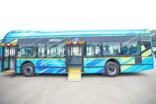 DELHI ELECTRIC BUS SERVICE: ରାଜଧାନୀ ରାସ୍ତାରେ ଖୁବଶୀଘ୍ର ଗଡ଼ିବ ୧୫୦୦ ବସ୍‌