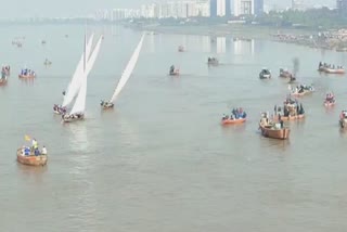 Sailing Boat Race in Surat 2022 : સુરત હજીરા કાંઠા વિસ્તારમાં 50 વર્ષથી સઢવાળી હોડી સ્પર્ધા યોજાઈ