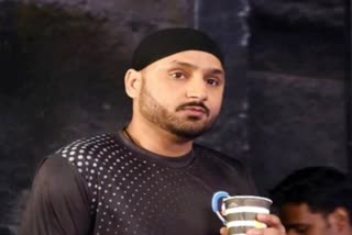 Harbhajan Singh tests positive for COVID-19