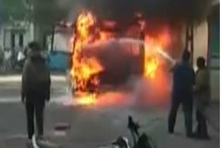 City bus caught fire in Gujarat