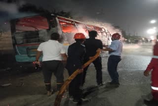 bus caught fire in Surat