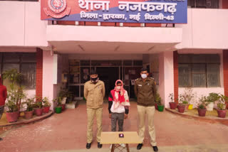 पुलिस की गिरफ्त में आरोपी