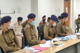 SSP review meeting on crime in Raipur