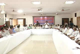 employee unions round table meeting at vijayawada on prc issue