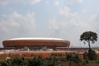 Deadly crush at Cameroon Olembe Stadium  Deadly crush reported outside Africa Cup of Nations match in Cameroon  six dead at Olembe Stadium Cameroon  Africa Cup of Nations  കാമറൂണിൽ ഒലംബെ സ്റ്റേഡിയത്തിൽ സ്റ്റേഡിയത്തിൽ അപകടം  ഒലംബെ സ്റ്റേഡിയത്തിൽ സ്റ്റേഡിയത്തിൽ തിക്കിലും തിരക്കിലും പെട്ട് ആറ് മരണം  ആഫ്രിക്കൻ കപ്പ് ഓഫ് നേഷൻസ്  ആഫ്രിക്കൻ കപ്പ് ഓഫ് നേഷൻസ് മത്സരത്തിനിടെ അപകടം