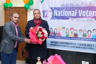 National Voters Day celebrated in south east delhi dm office