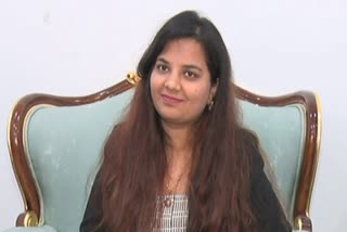 Chhattisgarh Female Wedding Cinematographer Shreya Goyal Success Story