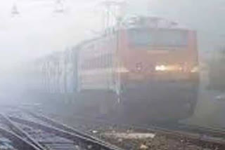 MANY TRAINS AFFECTED DUE TO FOG IN DELHI