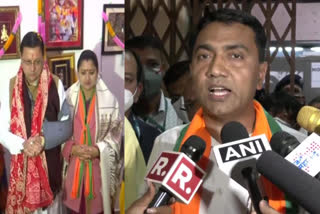 two-cm-of-two-bjp-ruled-states-files-nomination-today