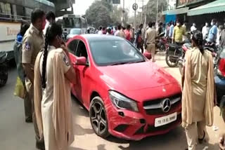 car rash driving in sahamshabad