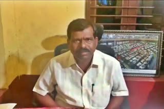 MLA MP Kumaraswamy allegedly abused two police men at Bangalore