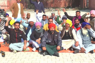 Farmer protest in Sirsa mini Secretariat