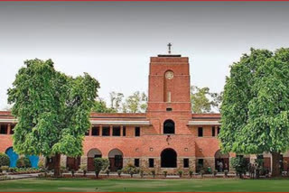 دہلی یونیورسٹی میں ایم فل کورس ختم