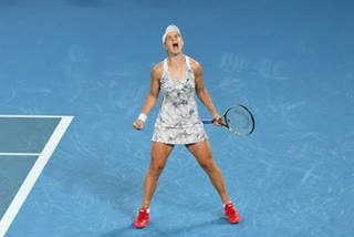 Australian Open  Australian Open womens singles  Ash Barty wins Australian Open  Ash Barty Ash Barty beats Danielle Collins  ഓസ്‌ട്രേലിയൻ ഓപ്പണിൽ മുത്തമിട്ട് ആഷ്‌ലി ബാർട്ടി  ആഷ്‌ലി ബാർട്ടി  ഡാനിയേൽ കോളിൻസിനെ തകർത്ത് ആഷ്‌ലി ബാർട്ടി  ഓസ്ട്രേലിയൻ ഓപ്പണ്‍ വനിത സിംഗിൾസ് കിരീടം ആഷ്‌ലി ബാർട്ടിക്ക്