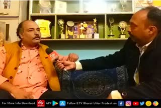 lucknow latest news  etv bharat up news  परिवार के साथ नहीं देख सकते मूवी  अभिनेता अर्पित मिश्रा  Actor Arpit Mishra  can not watch movie with family  due to too many abuses  राजधानी लखनऊ में प्रतिभा  नवाबों के शहर लखनऊ  अभिनेता अर्पित मिश्रा का सफर  अर्पित सत्यमेव जयते-2  लखनऊ दूरदर्शन में किया काम