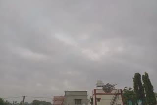 Gujarat Weather Report : આગામી દિવસોમાં કમોસમી વરસાદની સંભાવના, જાણો આજનું તાપમાન